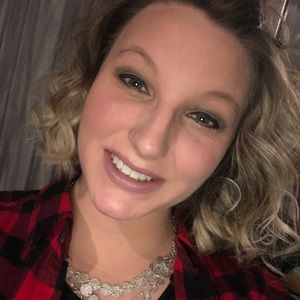 Meet your Posher, Markie